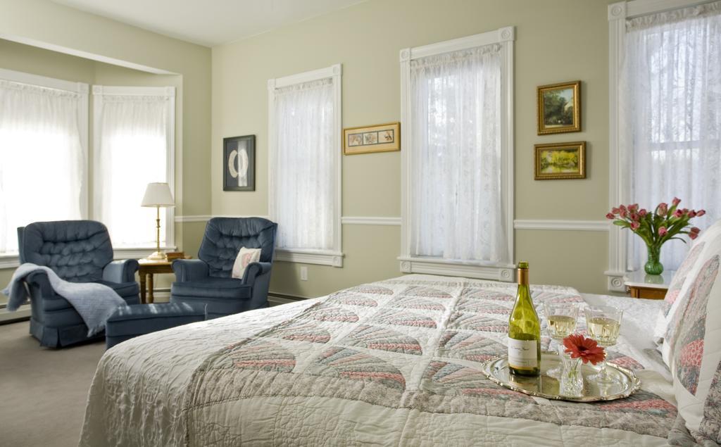 The Maple Leaf Inn Barnard Habitación foto