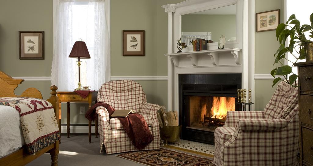 The Maple Leaf Inn Barnard Habitación foto